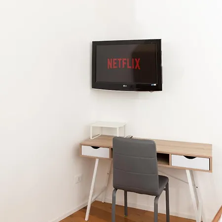 Artstay - Free Parking, Luxury Apt, M5, Sauna 公寓 *